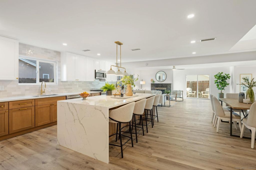 Photo of 4871 Mount Bigelow Drive, San Diego, CA 92111 (MLS # 250045363)