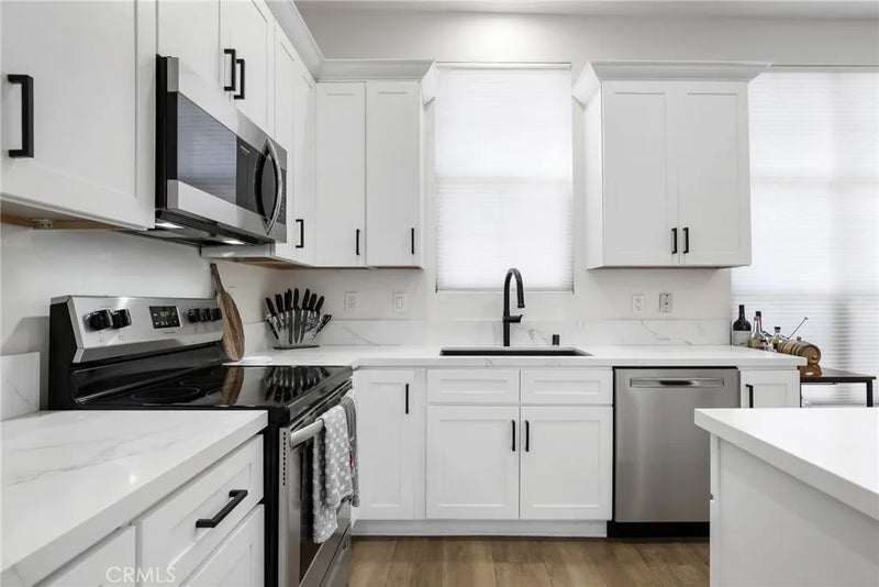 8017 E Naples