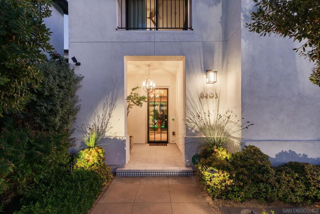 Photo of 6203 Sunrose Crest Way, San Diego, CA 92130 (MLS # 250046107)