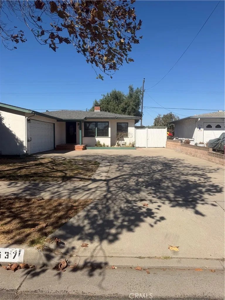 537 E Mariposa