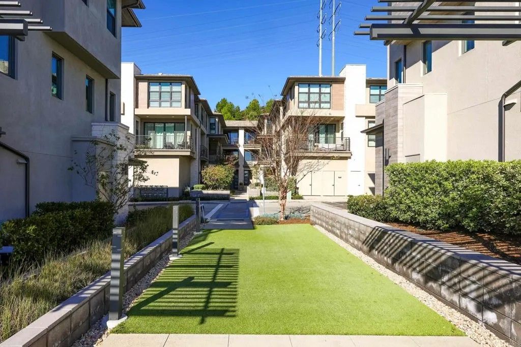 Photo of 2814 Via Alta Pl, San Diego, CA 92108 (MLS # PTP2600261)