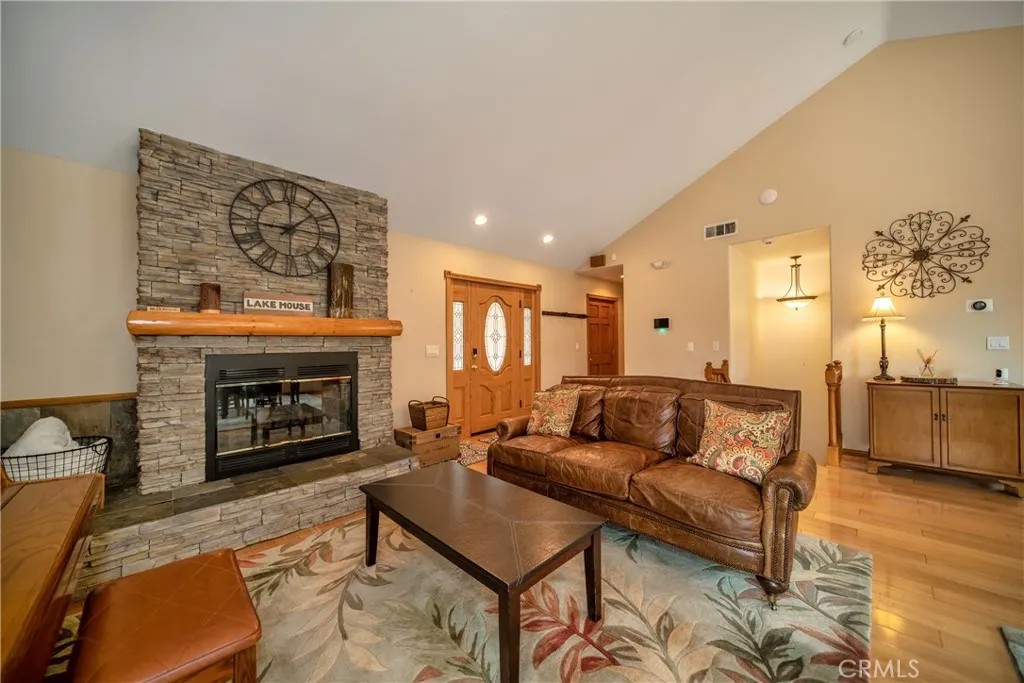 27391 Cottonwood Lane