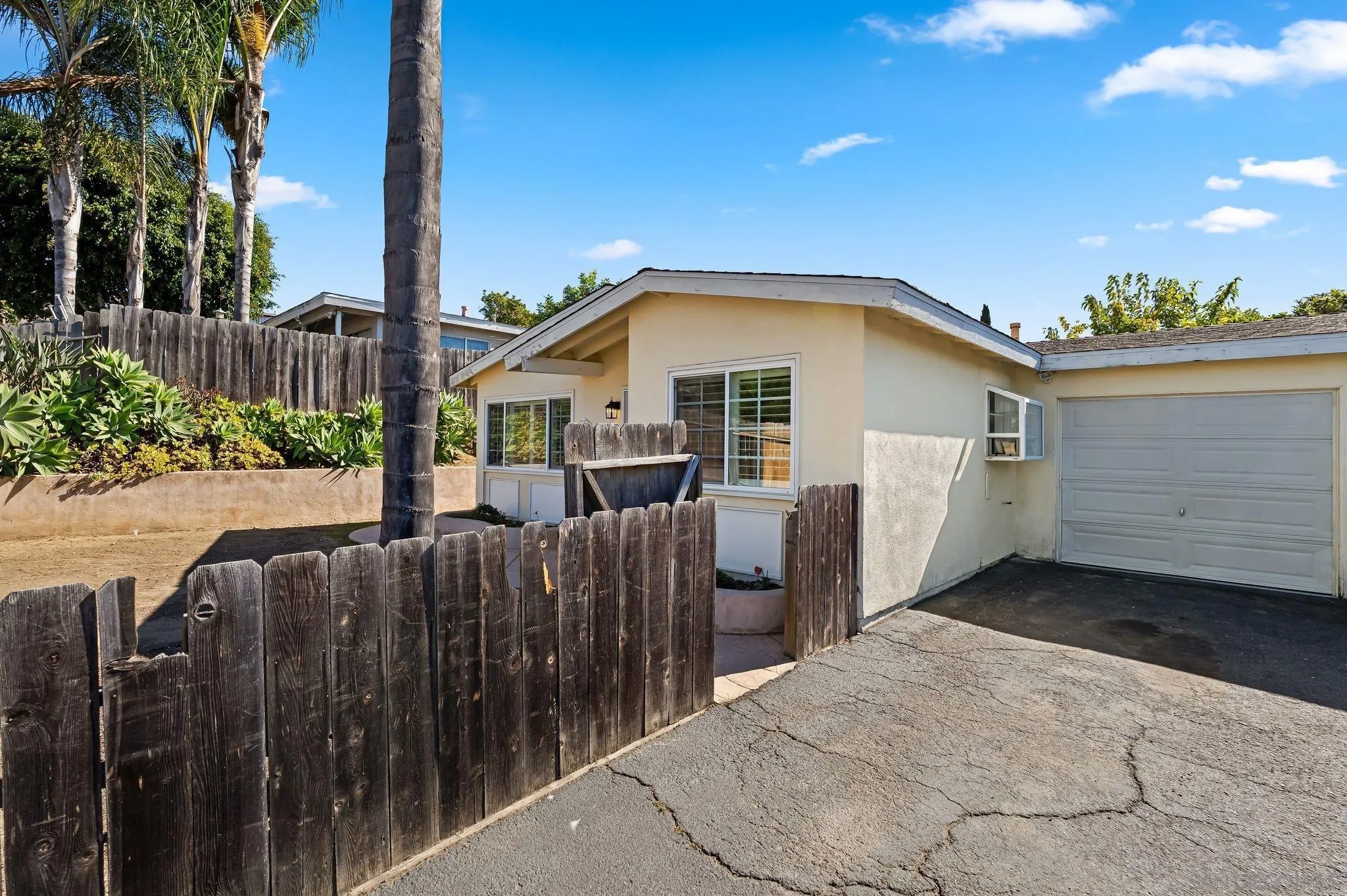 3511 Badillo Rd
