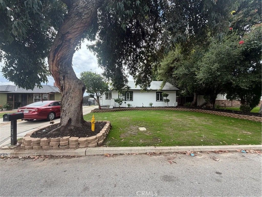 Photo of 1275 W Marshall Blvd, San Bernardino, CA 92405 (MLS # IV26093573)
