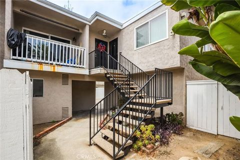 Photo of 205 13th Street #D, Huntington Beach, CA 92648 (MLS # OC26089507)