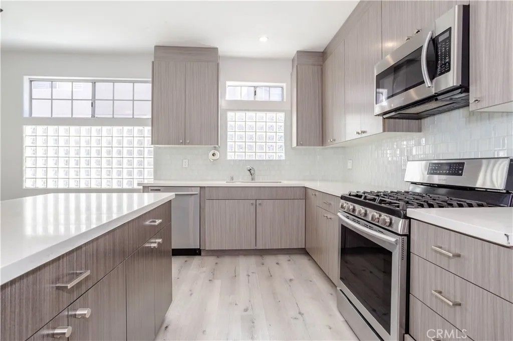 Photo of 18347 Saticoy #28, Reseda, CA 91335 (MLS # SR26080632)