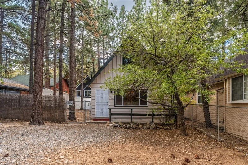 322 Moreno
