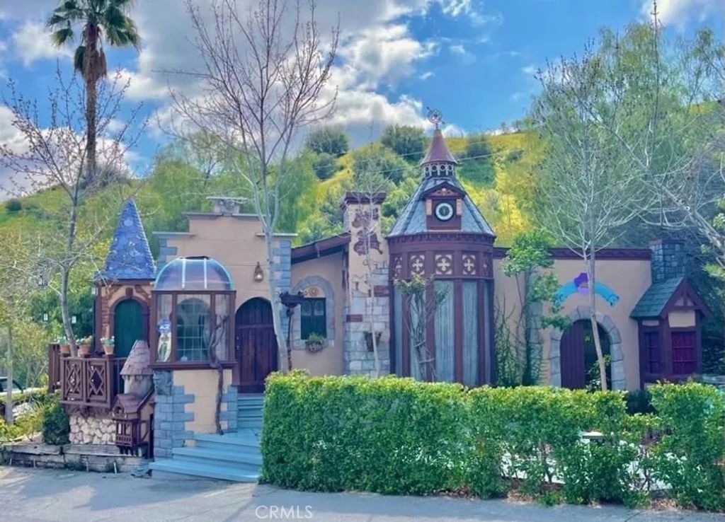 Photo of 29021 Bouquet Canyon #382, Saugus, CA 91350 (MLS # SR26014125)