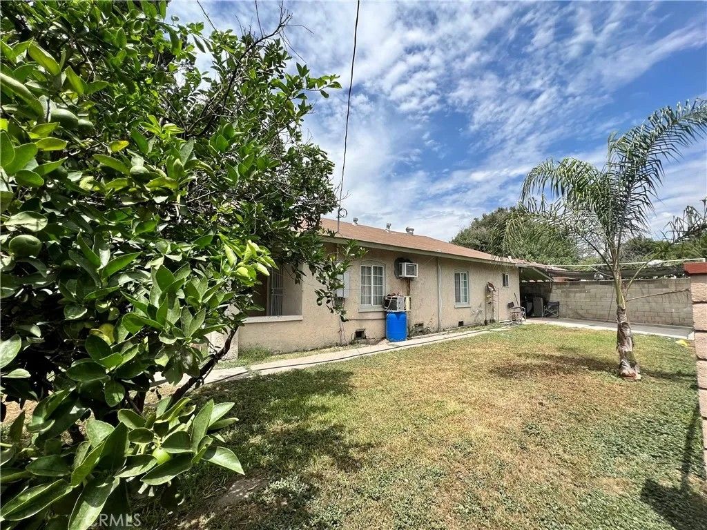 Photo of 1206 W West 7th St, San Bernardino, CA 92411 (MLS # GD26093978)
