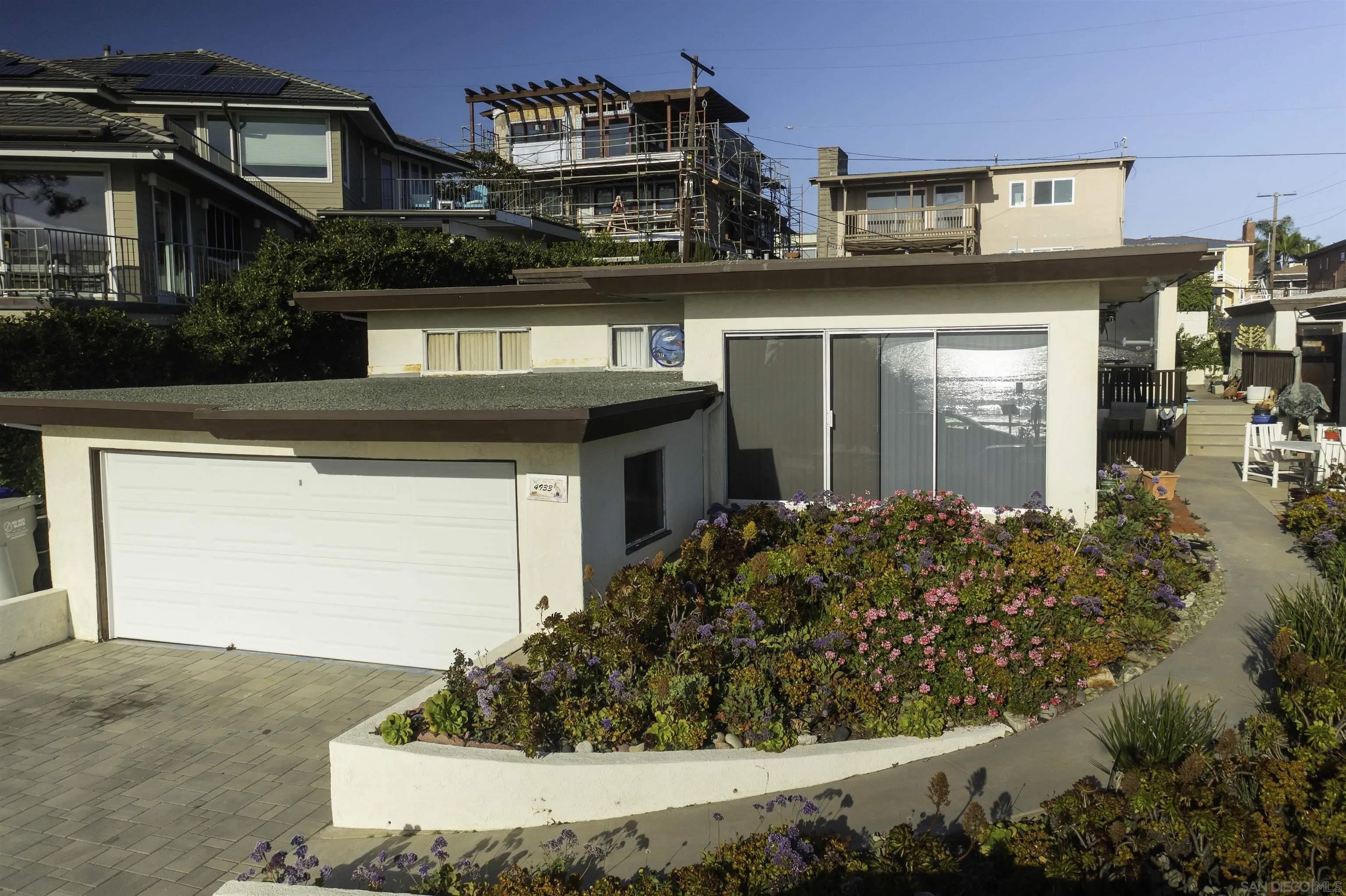 4933-35 Ocean Boulevard