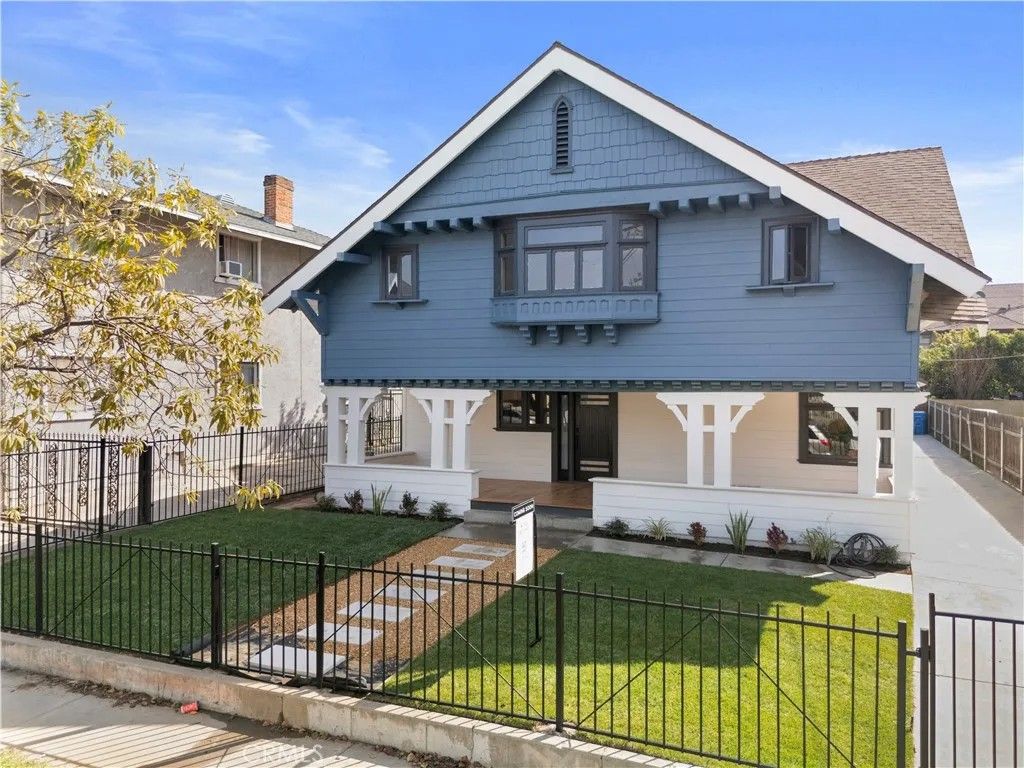 Photo of 1676 W 24th St, Los Angeles, CA 90007 (MLS # PW26044778)