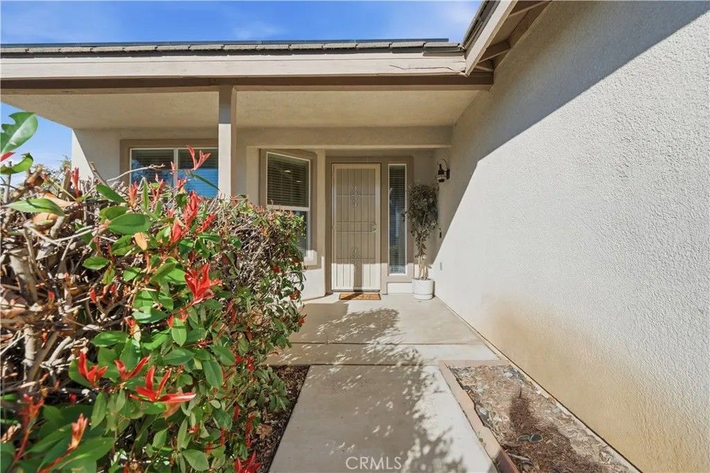 Photo of 33890 Wagon Train Dr, Wildomar, CA 92595 (MLS # SW25270022)