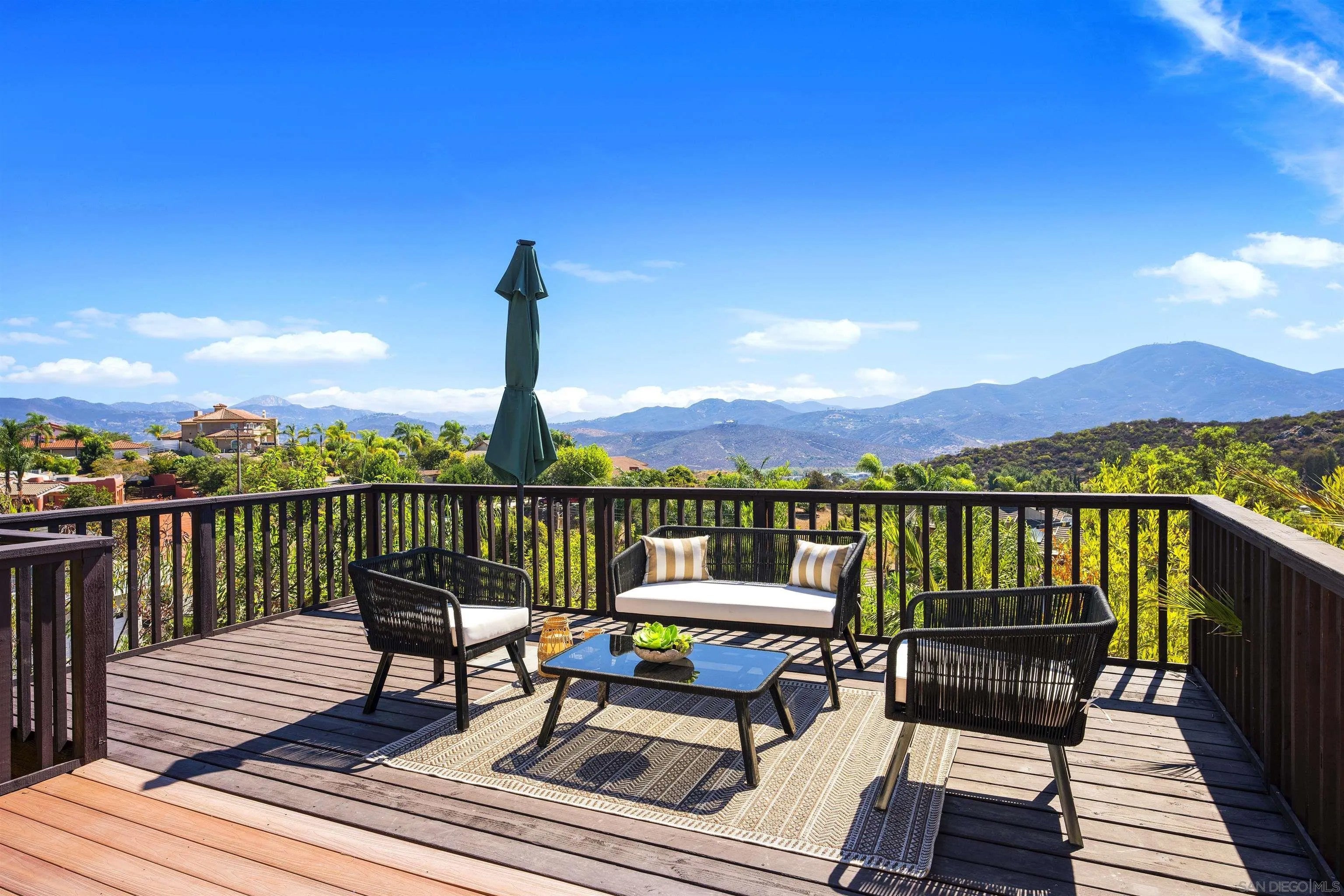 4118 Camino Alegre