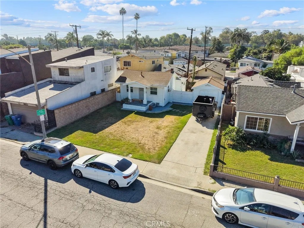196 E Del Amo Boulevard