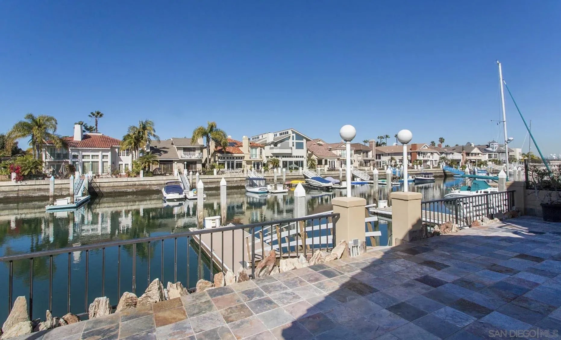48 Spinnaker Way