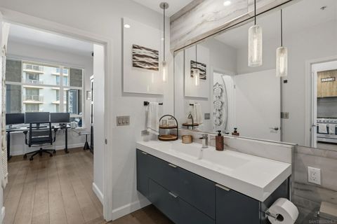 Tiny photo for 530 K St #1015, San Diego, CA 92101 (MLS # 260004023)