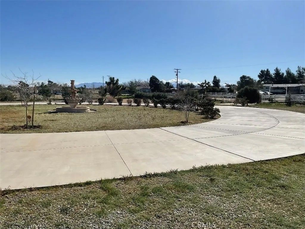 Photo of 9628 7th St, Victorville, CA 92392 (MLS # PW26032470)