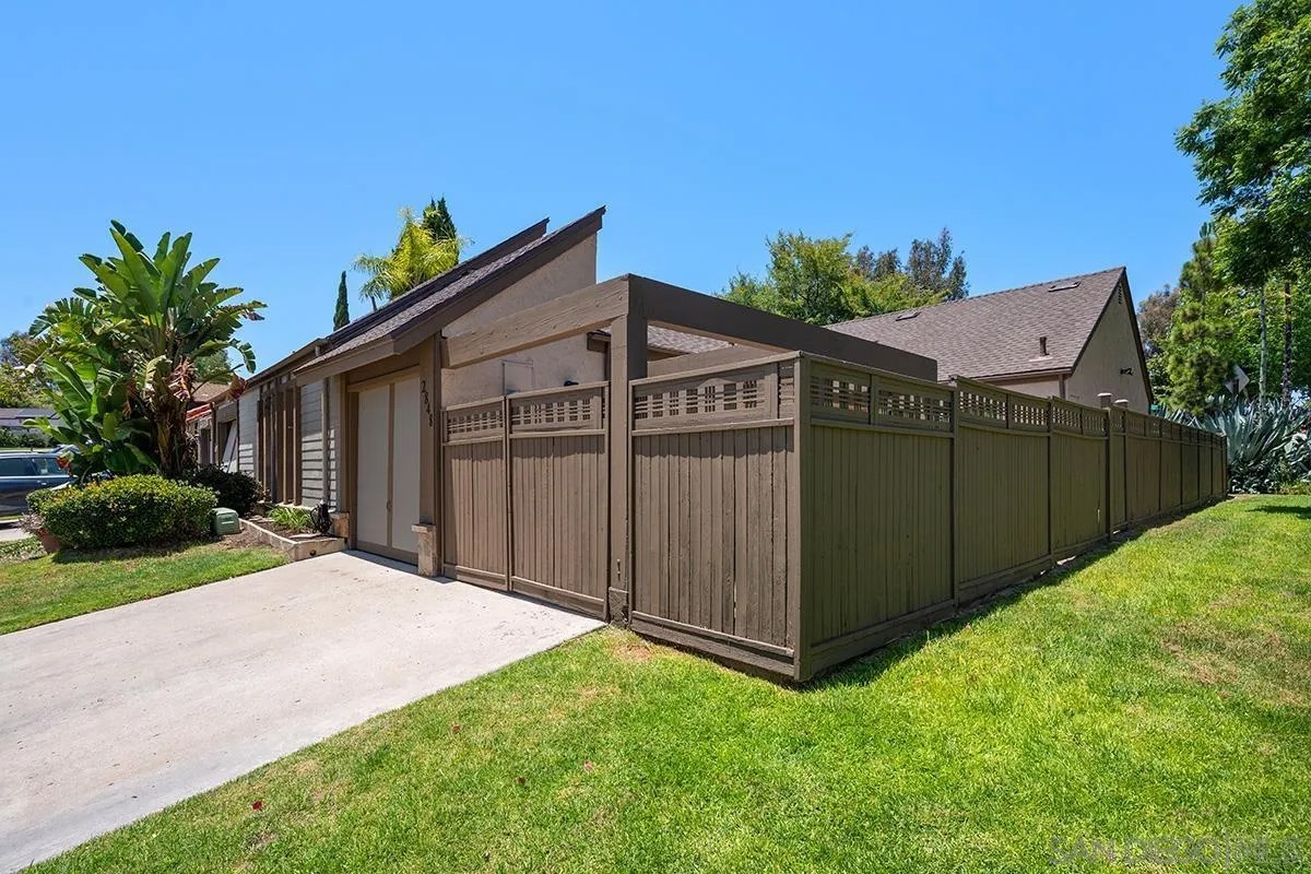 2848 Glen Canyon Circle