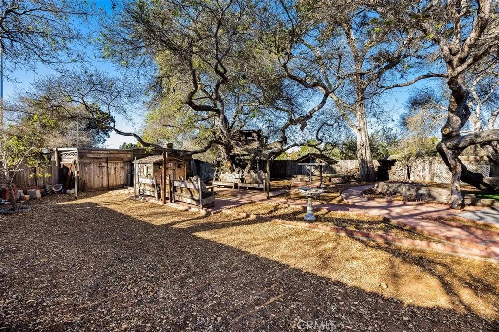 406 Golden West Place