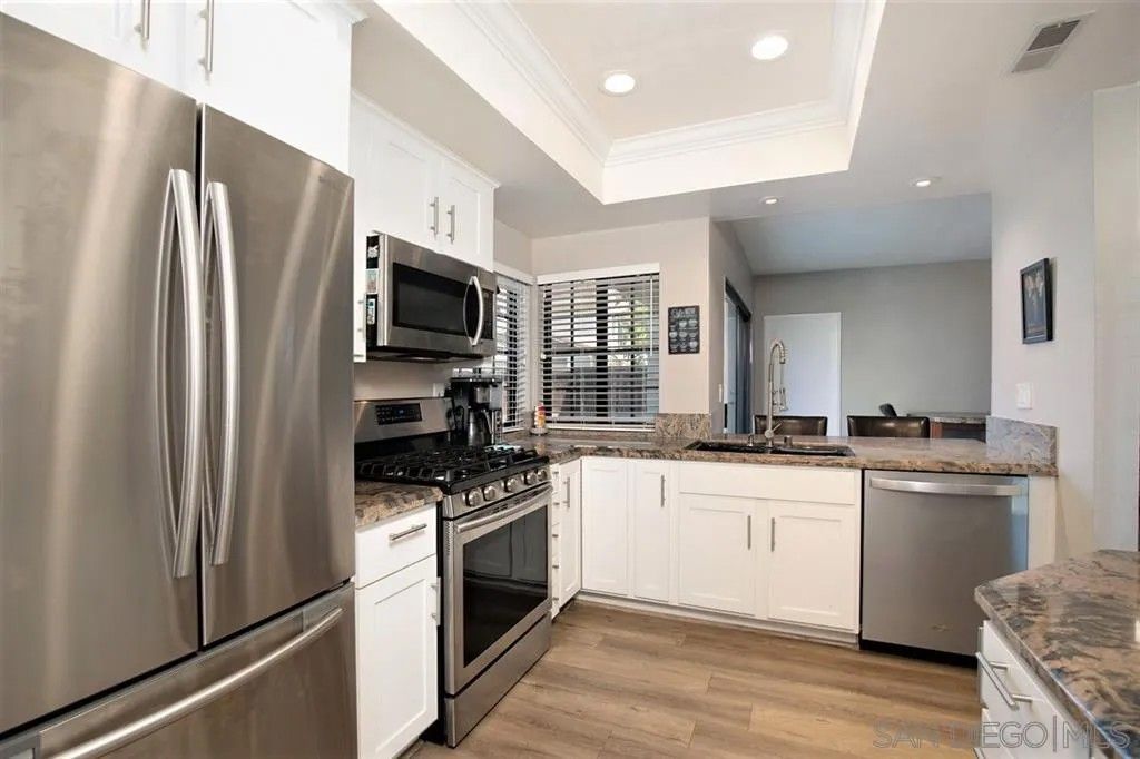 Photo of 3949 Caminito Del Mar Surf, San Diego, CA 92130 (MLS # 250041500)
