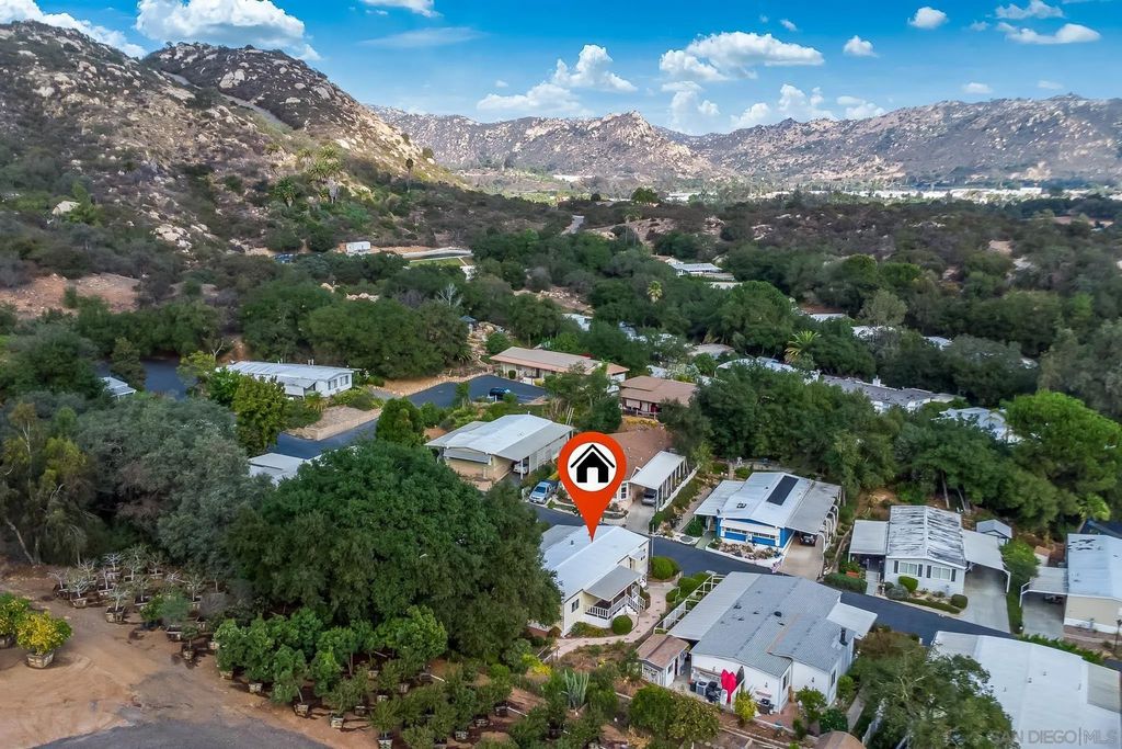 Photo of 4747 Oak Crest Rd #Spc 47, Fallbrook, CA 92028 (MLS # 250041839)