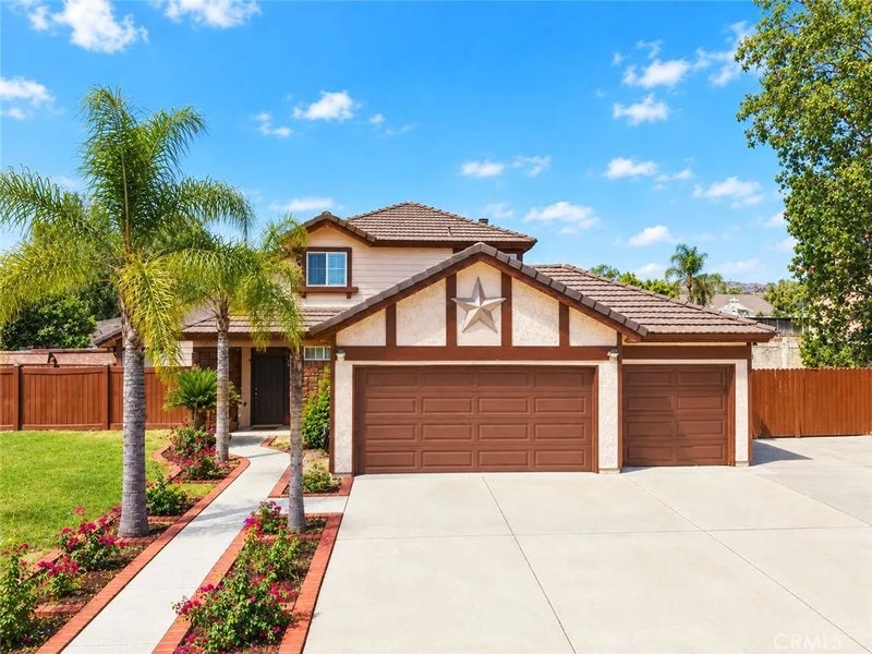 11691 Via Colina