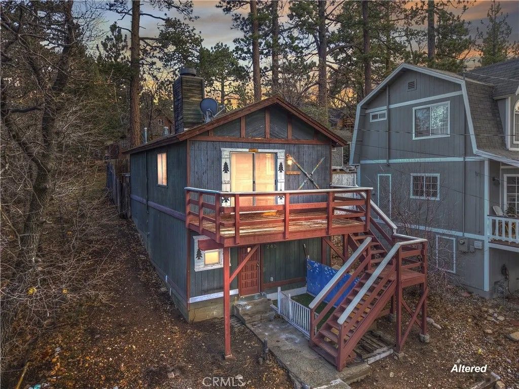 Photo of 245 Vista Ln, Sugarloaf, CA 92386 (MLS # IG26003809)