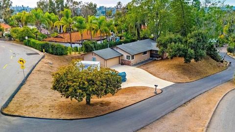 Photo of 213 Beaumont Drive, Vista, CA 92084 (MLS # NDP2510206)