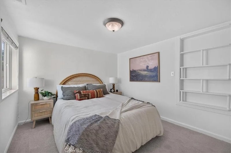1381 Davis