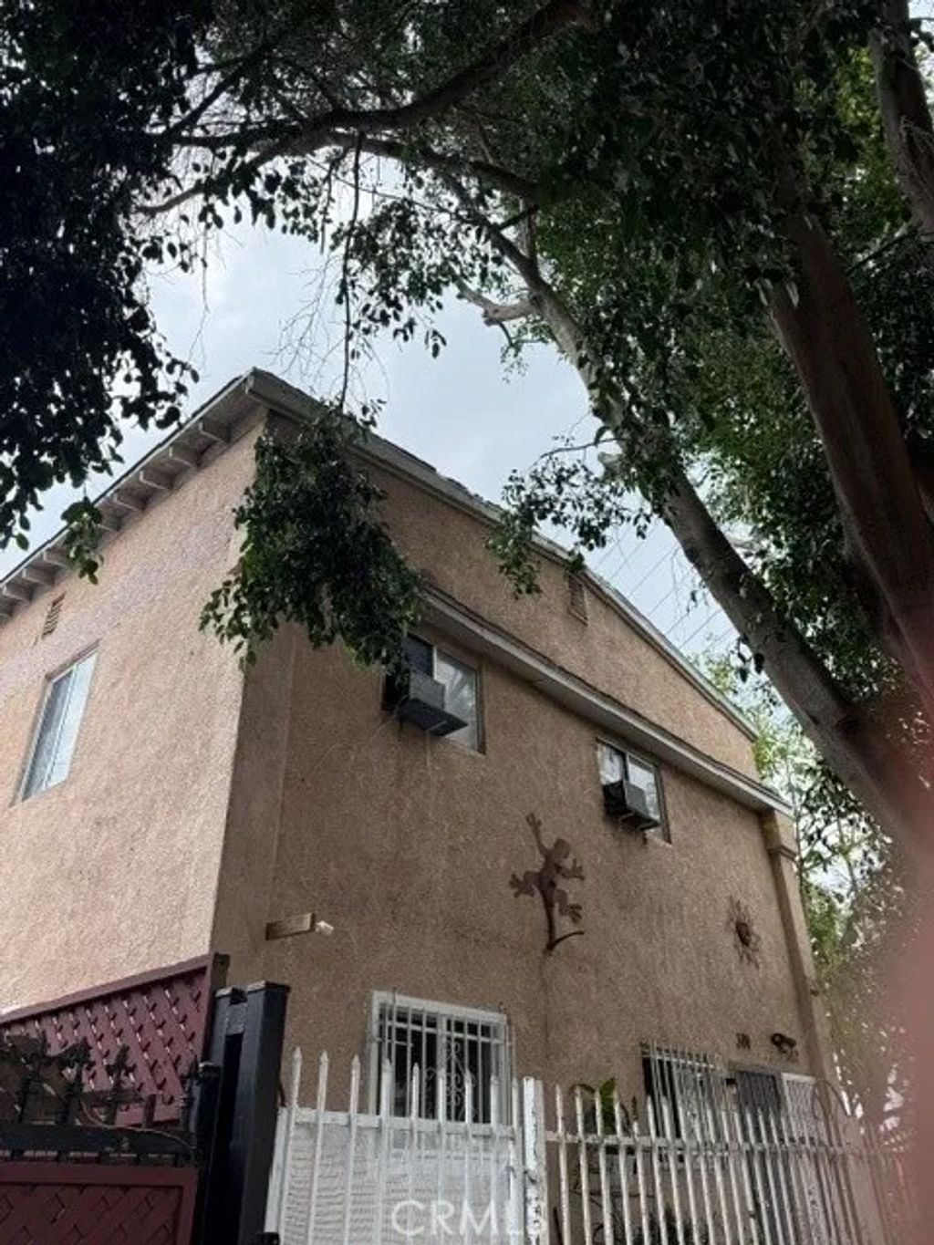 Photo of 300 E 42nd Place, Los Angeles, CA 90011 (MLS # DW26112532)