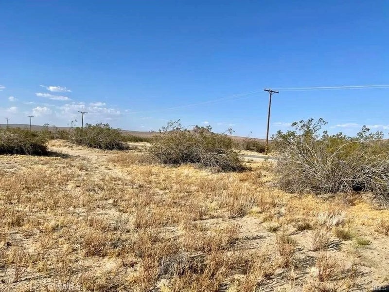 150 E Avenue K12 APN#3362-006-009 Roosevelt