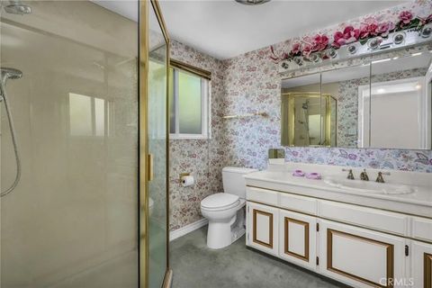 Tiny photo for 22051 Mulholland Way, Woodland Hills, CA 91364 (MLS # SR25249072)