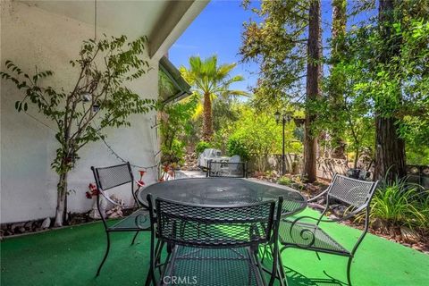 Tiny photo for 22051 Mulholland Way, Woodland Hills, CA 91364 (MLS # SR25249072)