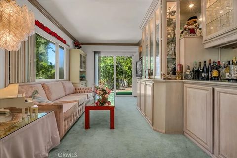 Tiny photo for 22051 Mulholland Way, Woodland Hills, CA 91364 (MLS # SR25249072)