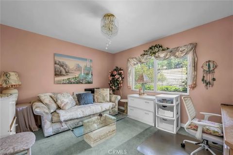 Tiny photo for 22051 Mulholland Way, Woodland Hills, CA 91364 (MLS # SR25249072)