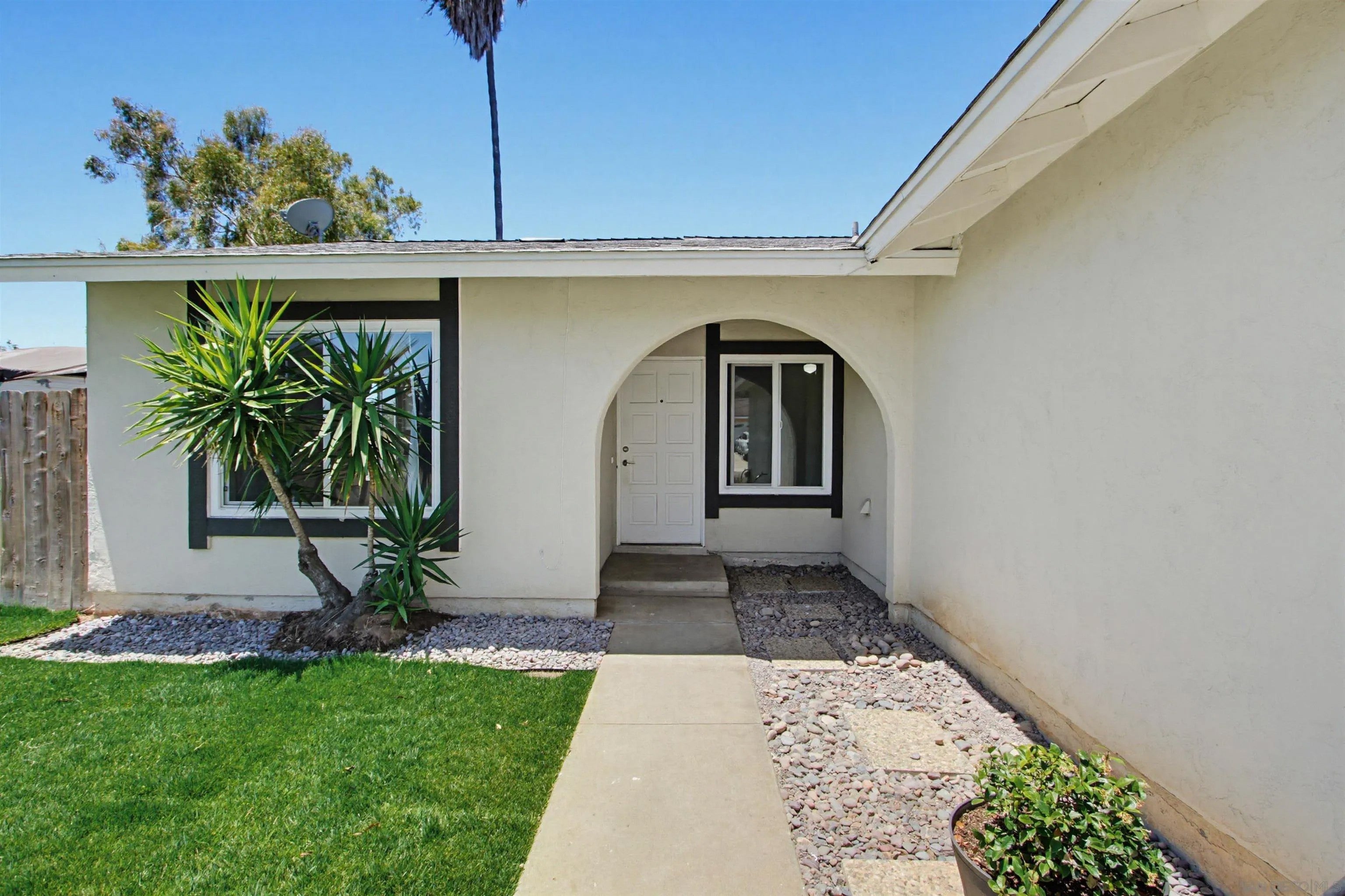 1261 Conway Dr