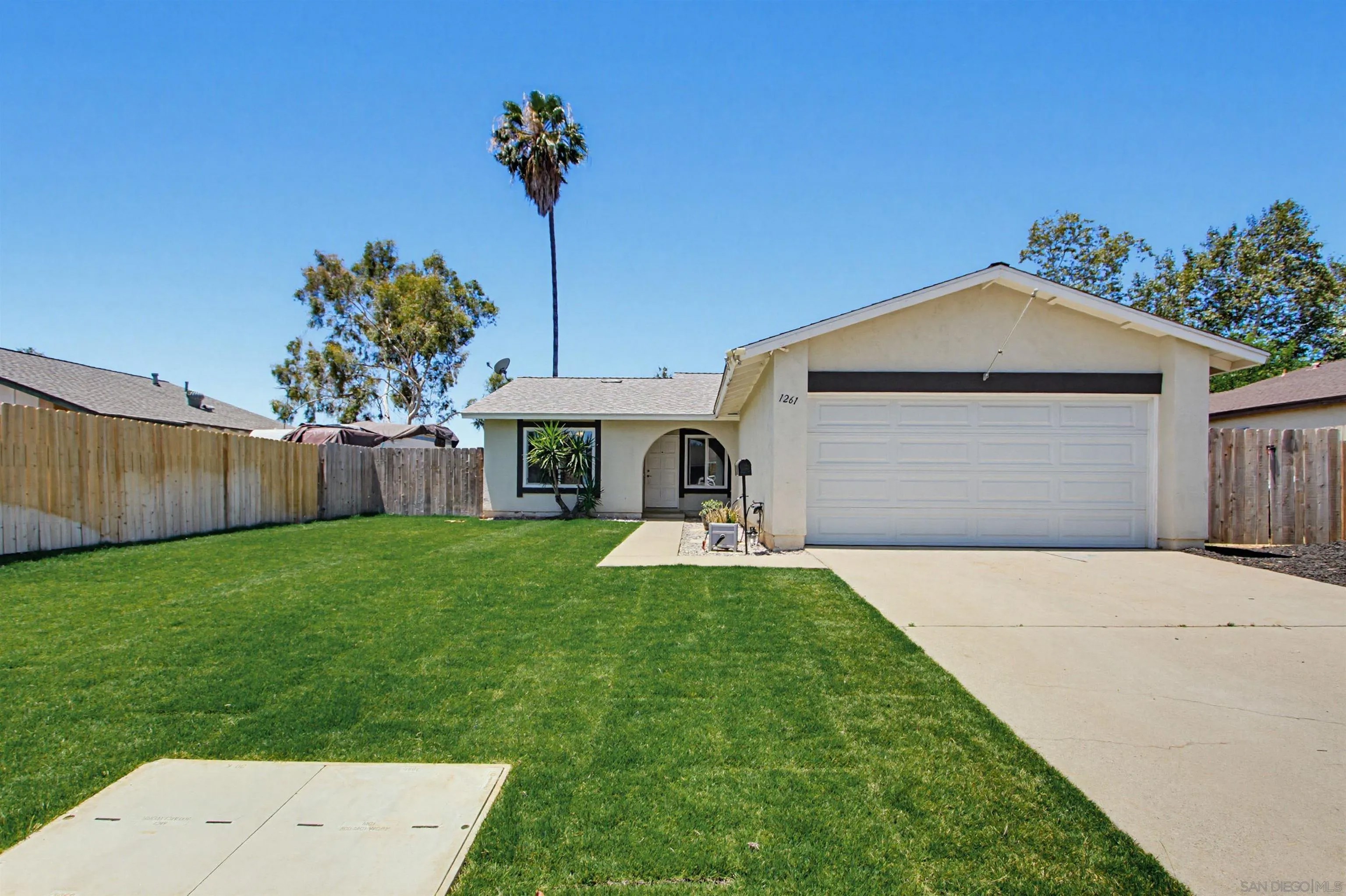 1261 Conway Dr