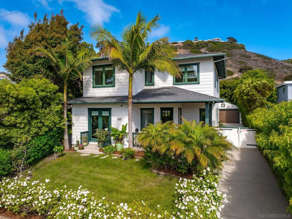 Photo of 6411 Dowling Dr, La Jolla, CA 92037 (MLS # 250041924)