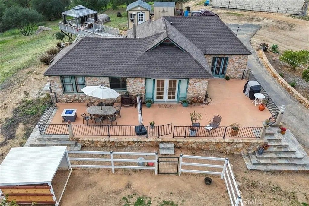 Photo of 13511 Mcnally Rd, Valley Center, CA 92082 (MLS # SW26034190)