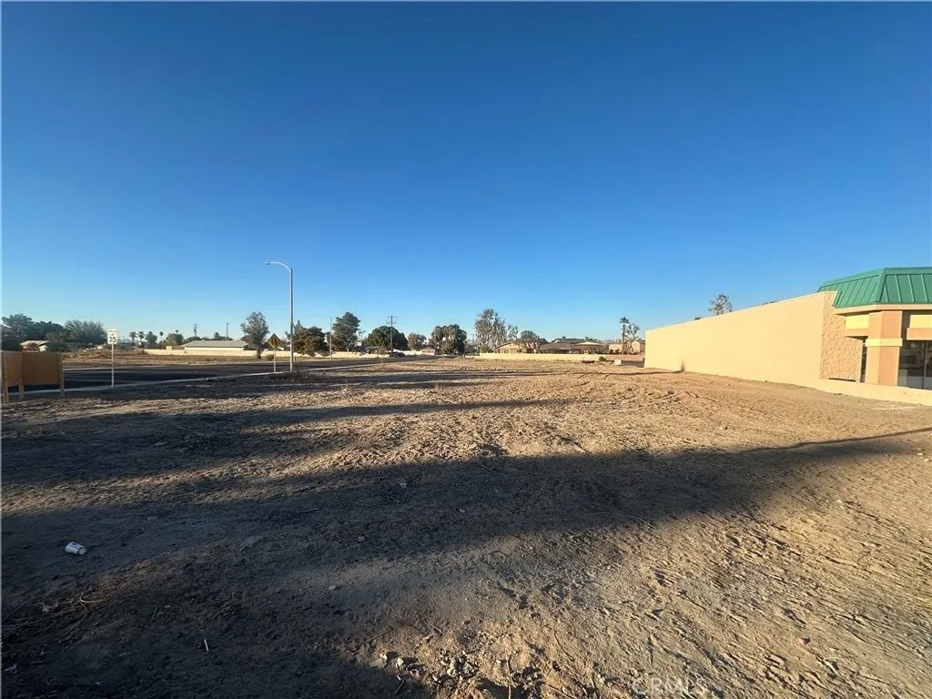 Photo of 160 N Lovekin, Blythe, CA 92225 (MLS # SW26085587)