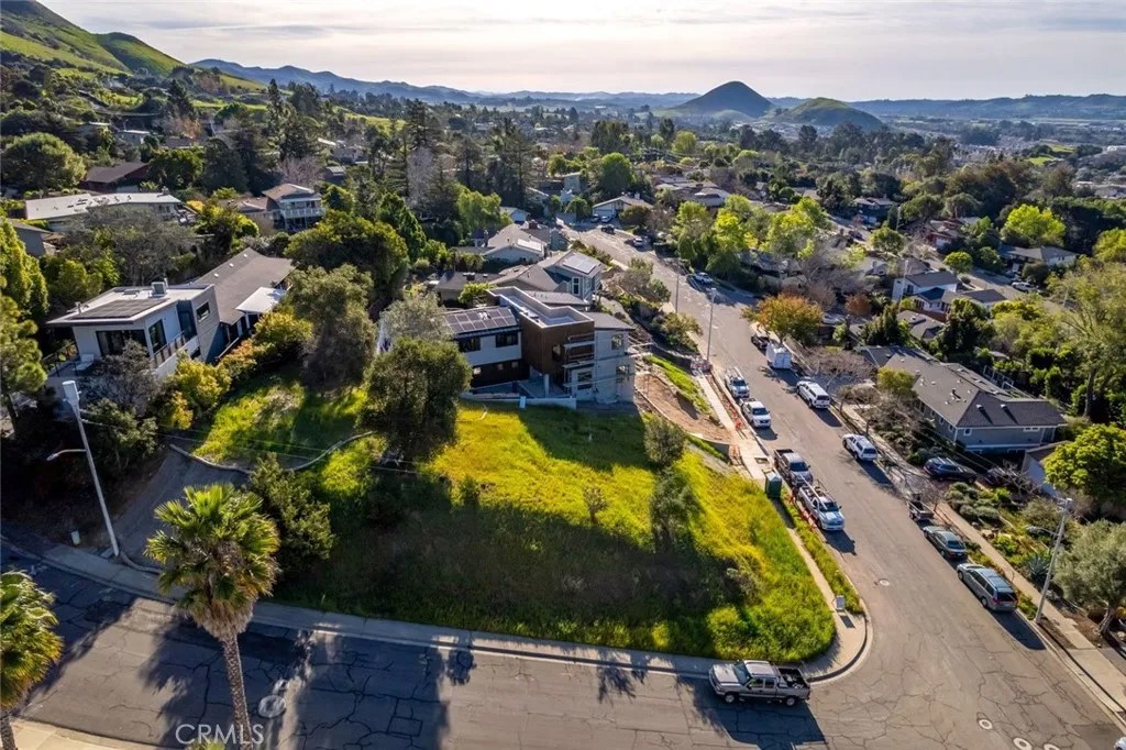 1636 Encino Ct