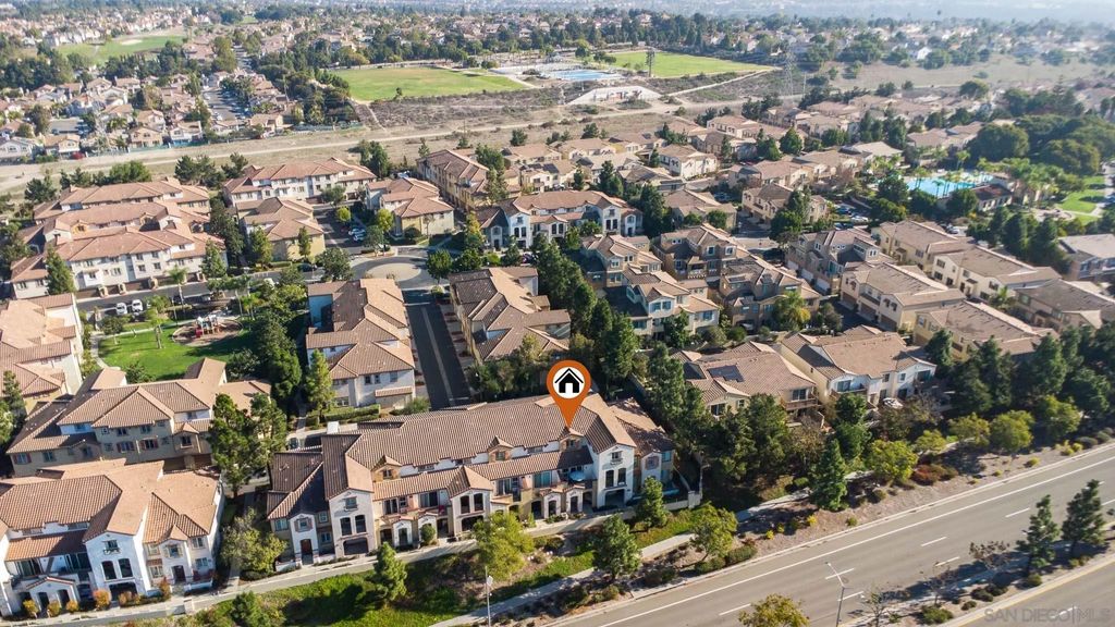 Photo of 1338 Caminito Fabrizio #73, Chula Vista, CA 91915 (MLS # 250045955)