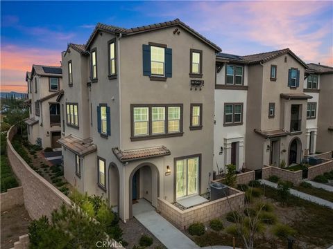 Photo of 40337 Melrose Dr, Temecula, CA 92591 (MLS # SW26016983)