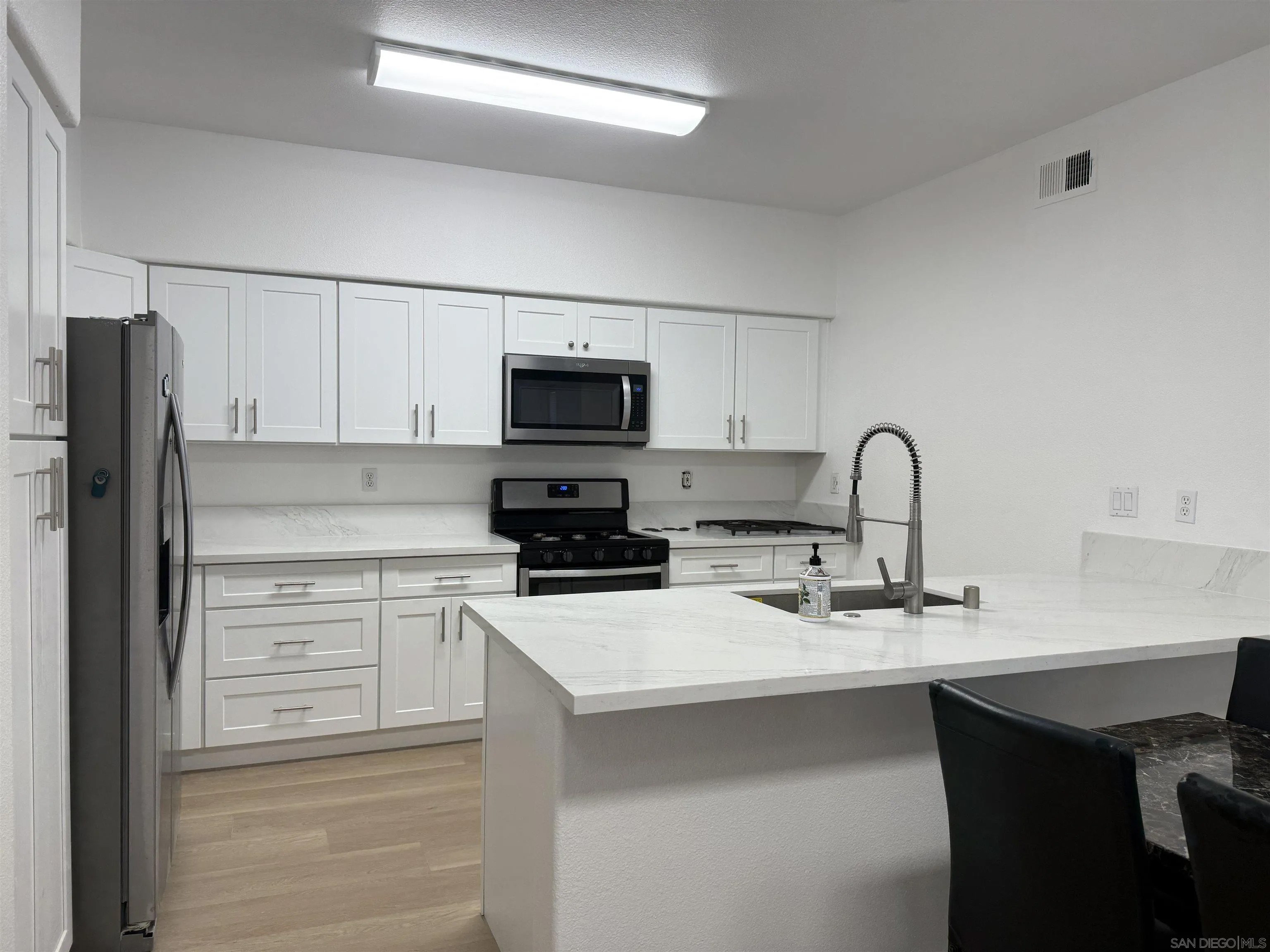 12360 Carmel Country Rd B202