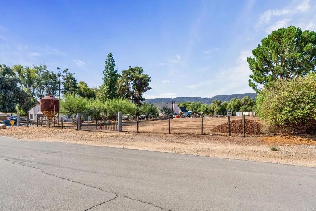 Photo of 0 Lenox, Murrieta, CA 92562 (MLS # NDP2509288)
