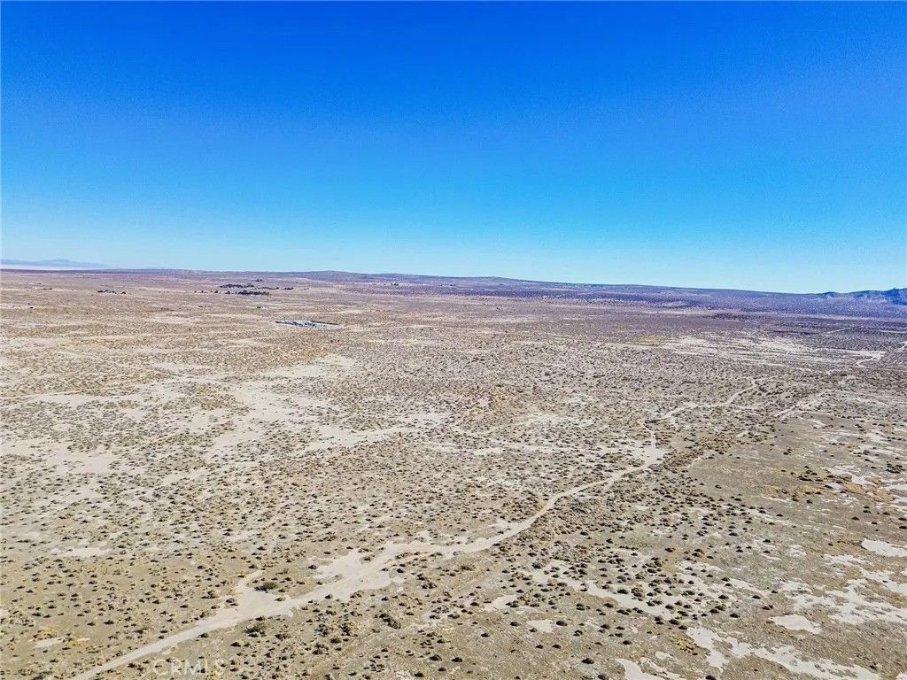 Photo of 125 Lancaster, Roosevelt, CA 93535 (MLS # OC25280725)