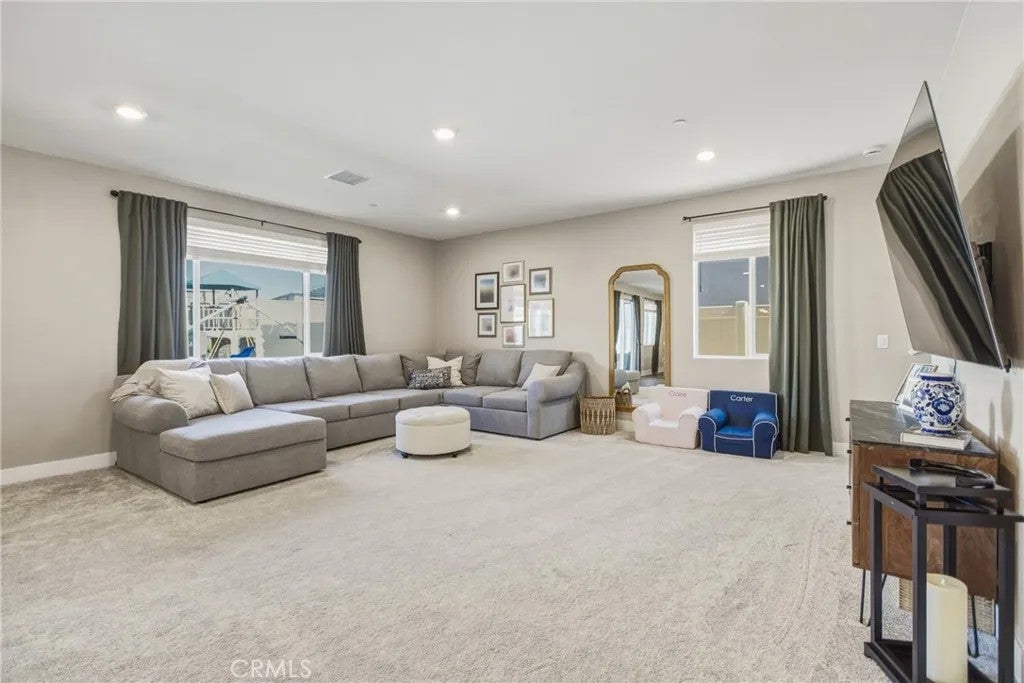 34330 Coconut Circle