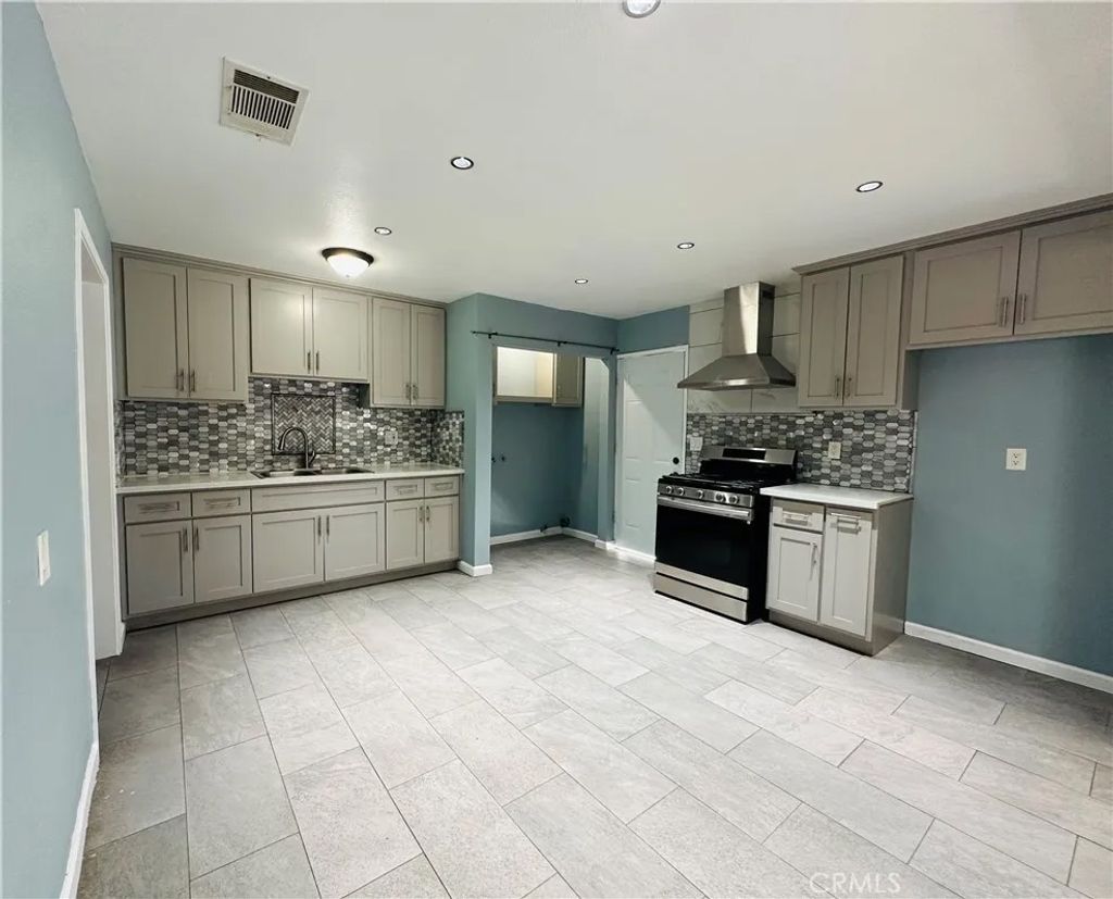 Photo of 761 N L Street, San Bernardino, CA 92411 (MLS # IG26026089)