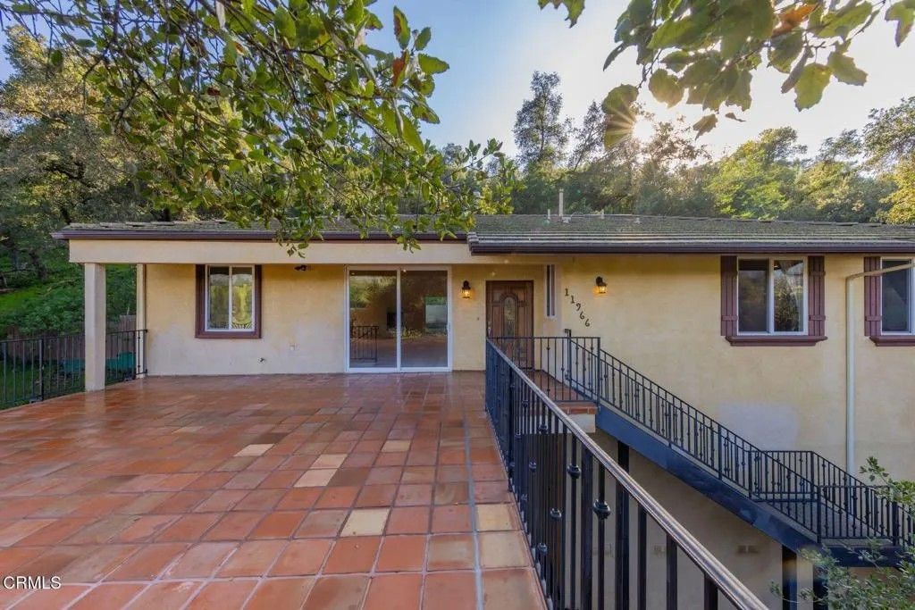 Photo of 11966 N Ventura Avenue, Ojai, CA 93023 (MLS # V1-34359)