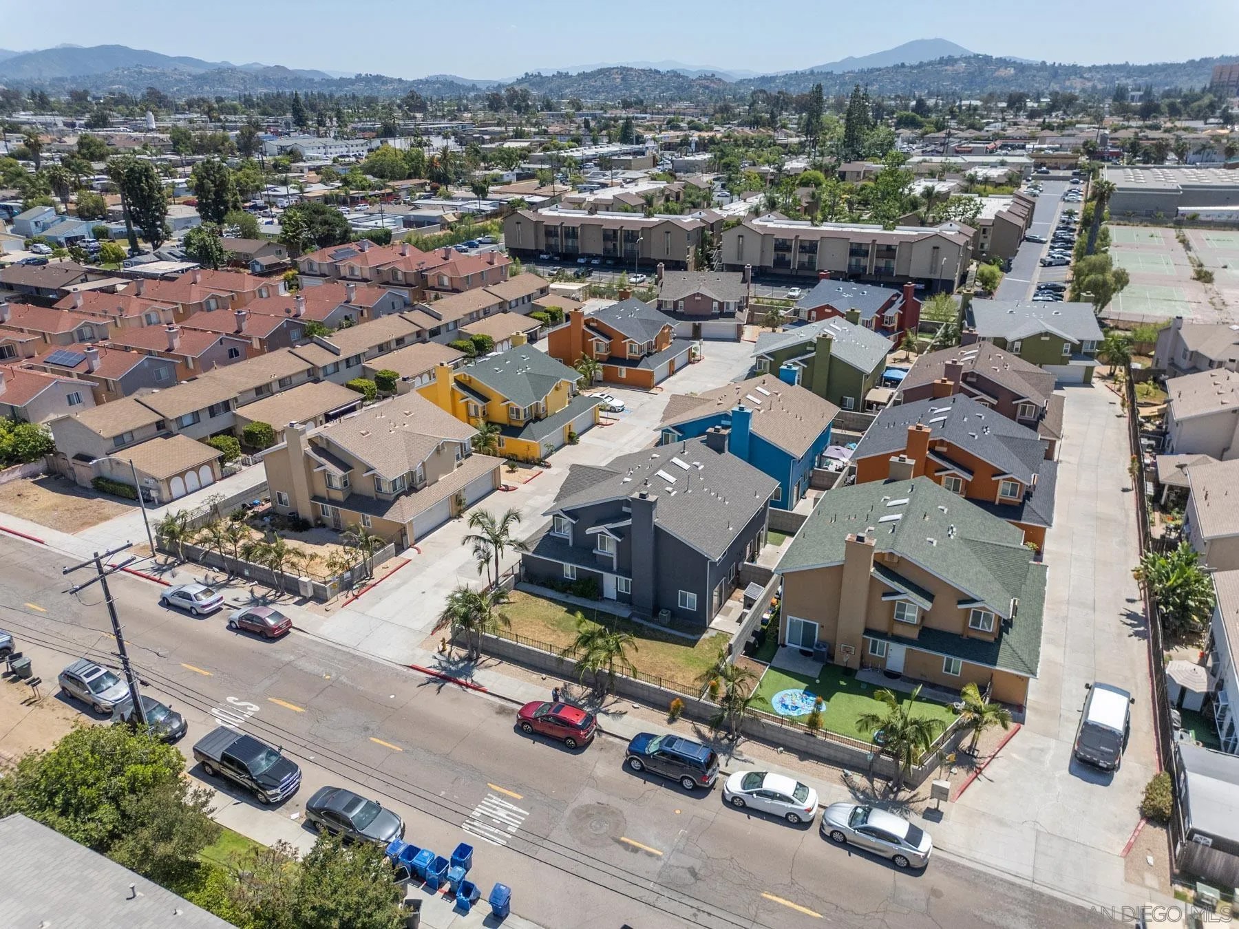 445-523 Hart Drive
